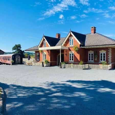 The Booking Office, Stoke Edith Station 헤리퍼드 외부 사진