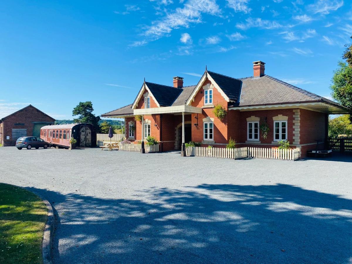 The Booking Office, Stoke Edith Station 헤리퍼드 외부 사진